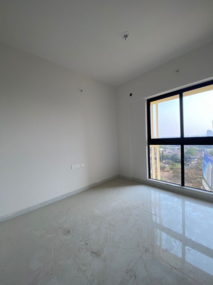Room, runwal-gardens-phase-3 2.5 Bedroom 720 Sq.Ft. Apartment In Dombivli East Thane 9819472
