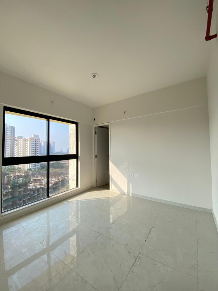 Room, runwal-gardens-phase-3 2.5 Bedroom 720 Sq.Ft. Apartment In Dombivli East Thane 9819477