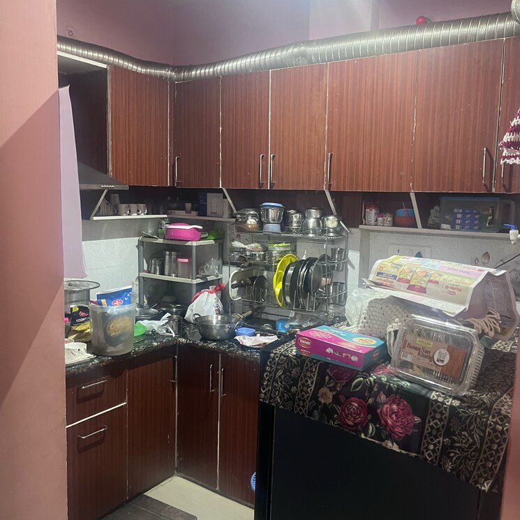 Kitchen, pandav nagar 2 Bedroom 75 Sq.Yd. Apartment In Pandav Nagar Ghaziabad 9819549