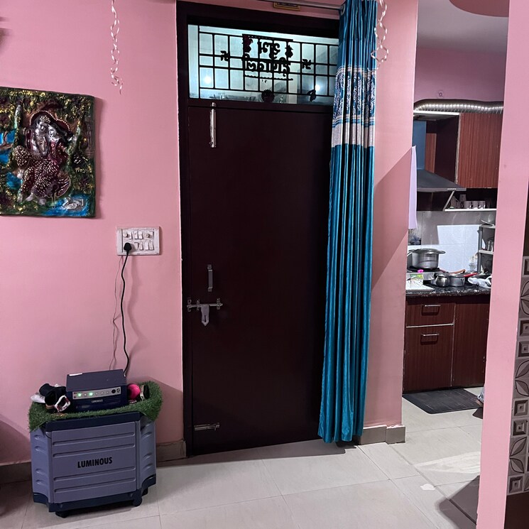 undefined, pandav nagar 2 Bedroom 75 Sq.Yd. Apartment In Pandav Nagar Ghaziabad 9819549