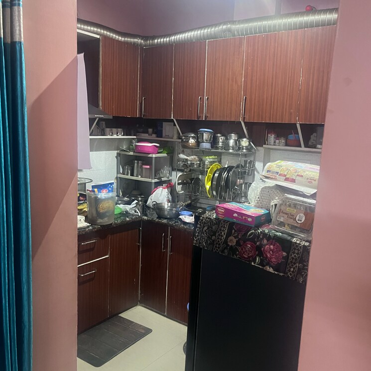 undefined, pandav nagar 2 Bedroom 75 Sq.Yd. Apartment In Pandav Nagar Ghaziabad 9819549