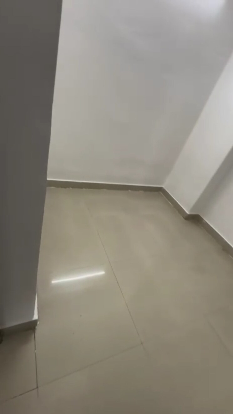 Room, skytech-merion-residency-2 3.5 Bedroom 1750 Sq.Ft. Apartment In Sain Vihar Ghaziabad 9819568