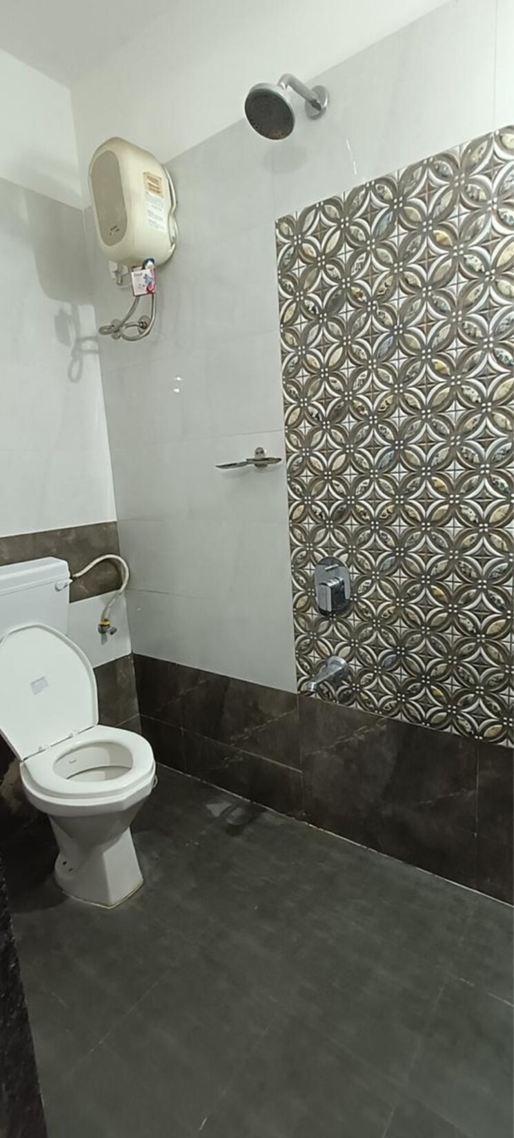 Bathroom, kesar-tree-town 1 Bedroom 620 Sq.Ft. Apartment In Moshi Pune 9819643
