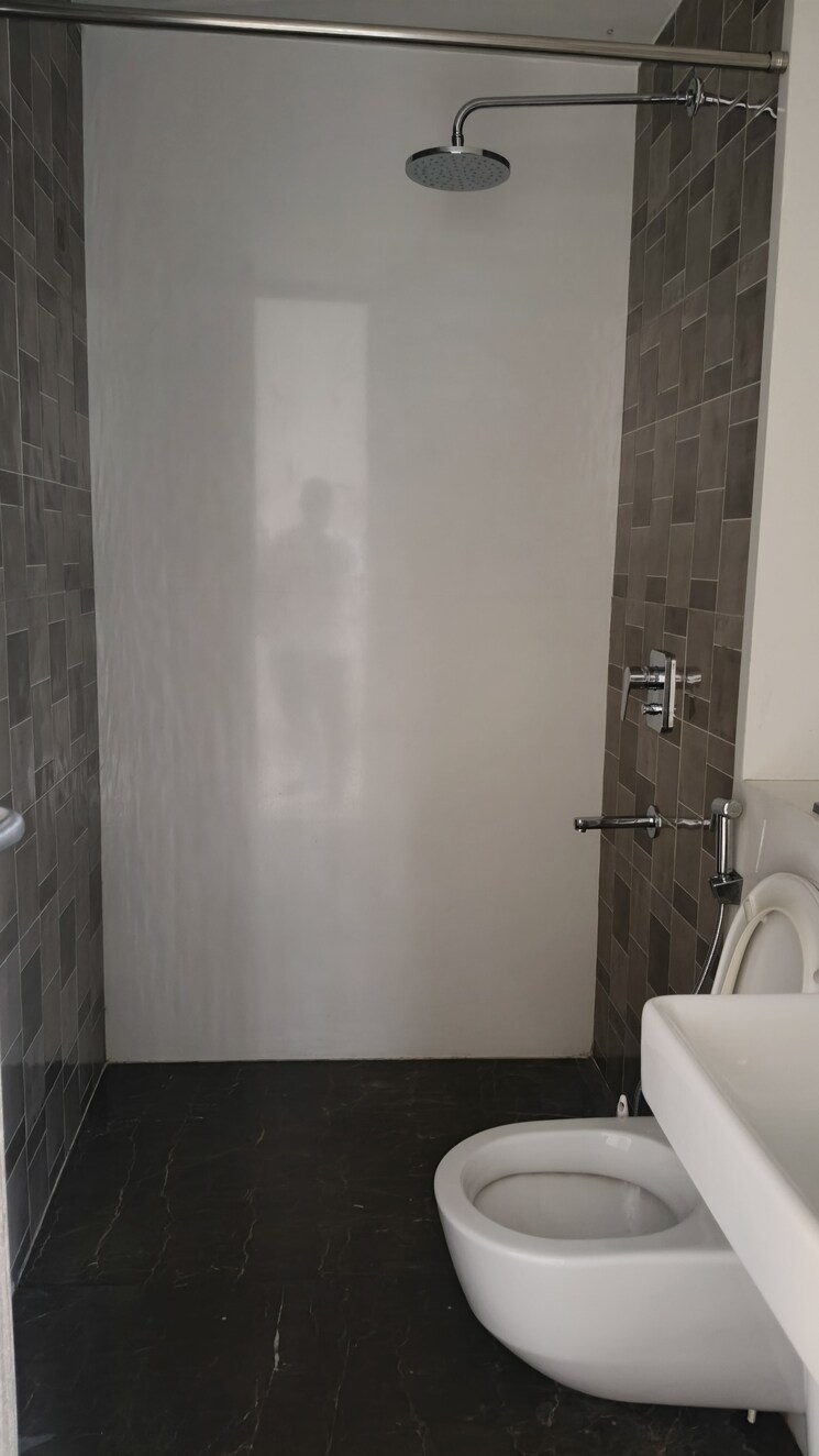 Attached Bathroom, lodha-the-park 3 Bedroom 1111 Sq.Ft. Apartment In Worli Mumbai 9819672