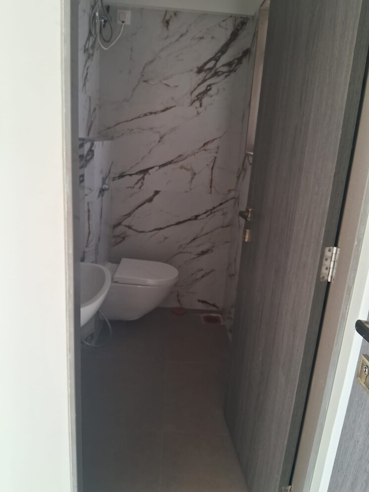 Bathroom, gurukrupa-ekatvam 1 Bedroom 420 Sq.Ft. Apartment In Vikhroli East Mumbai 9819668