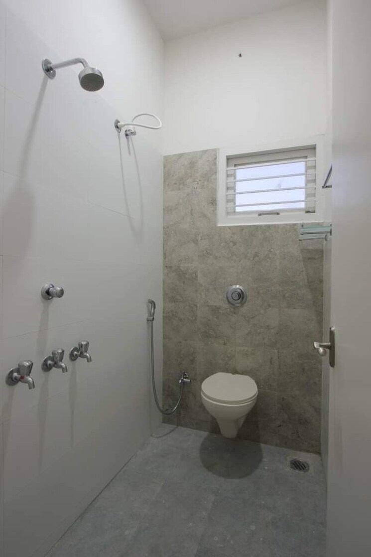 Bathroom, blue-bell-chembur 3 Bedroom 1000 Sq.Ft. Apartment In Chembur Mumbai 9819664