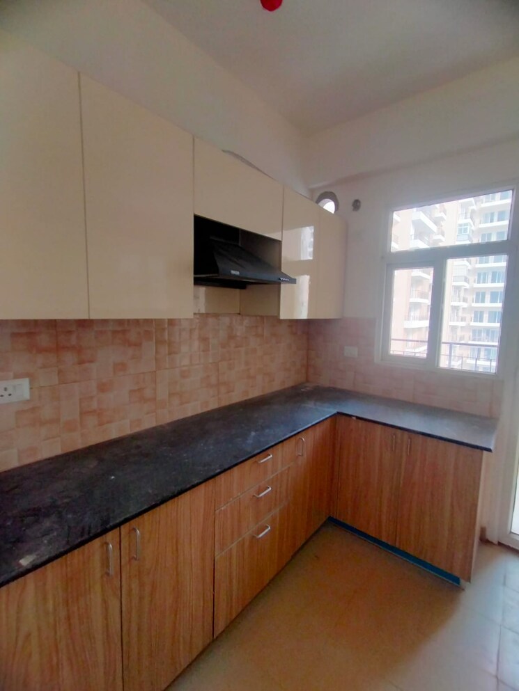 Kitchen, amrapali-crystal-homes 4 Bedroom 2175 Sq.Ft. Apartment In Sector 76 Noida 9819700