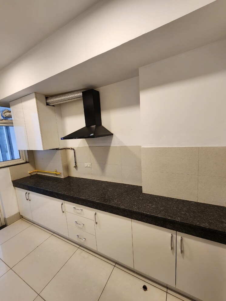 Kitchen, m3m-escala 2 Bedroom 1475 Sq.Ft. Apartment In Sector 70a Gurgaon 9819731