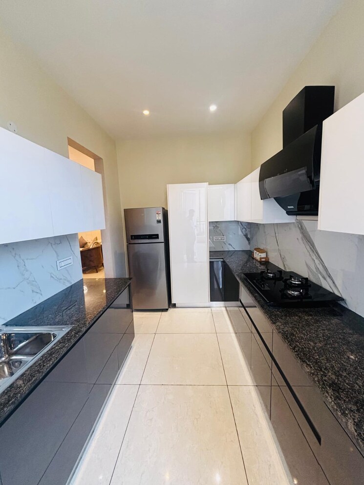 Kitchen, ambala highway 3 Bedroom 1835 Sq.Ft. Apartment In Ambala Highway Zirakpur 9820040