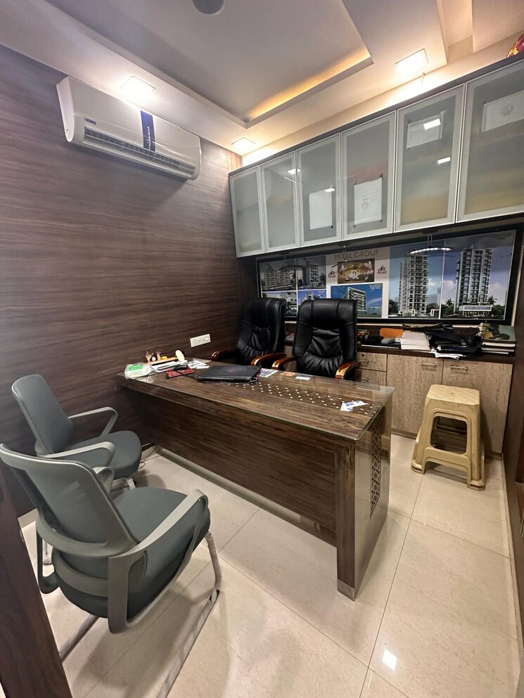 Gym, gajra-g-square-business-park Commercial Office Space 1200 Sq.Ft. In Vashi Sector 30a Navi Mumbai 9820050