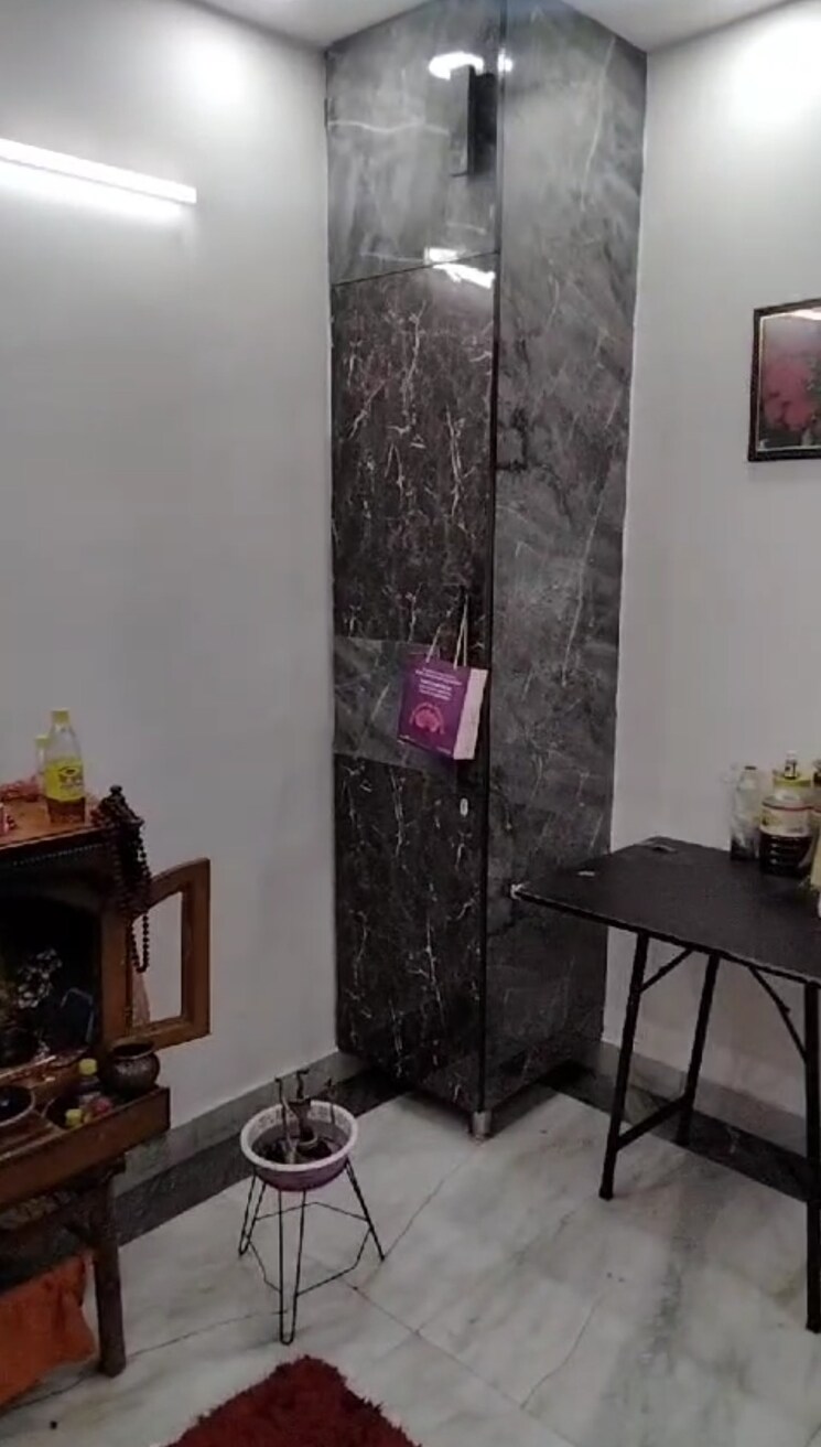 undefined, uttam nagar 3 Bedroom 100 Sq.Yd. Builder Floor In Uttam Nagar Delhi 9818703