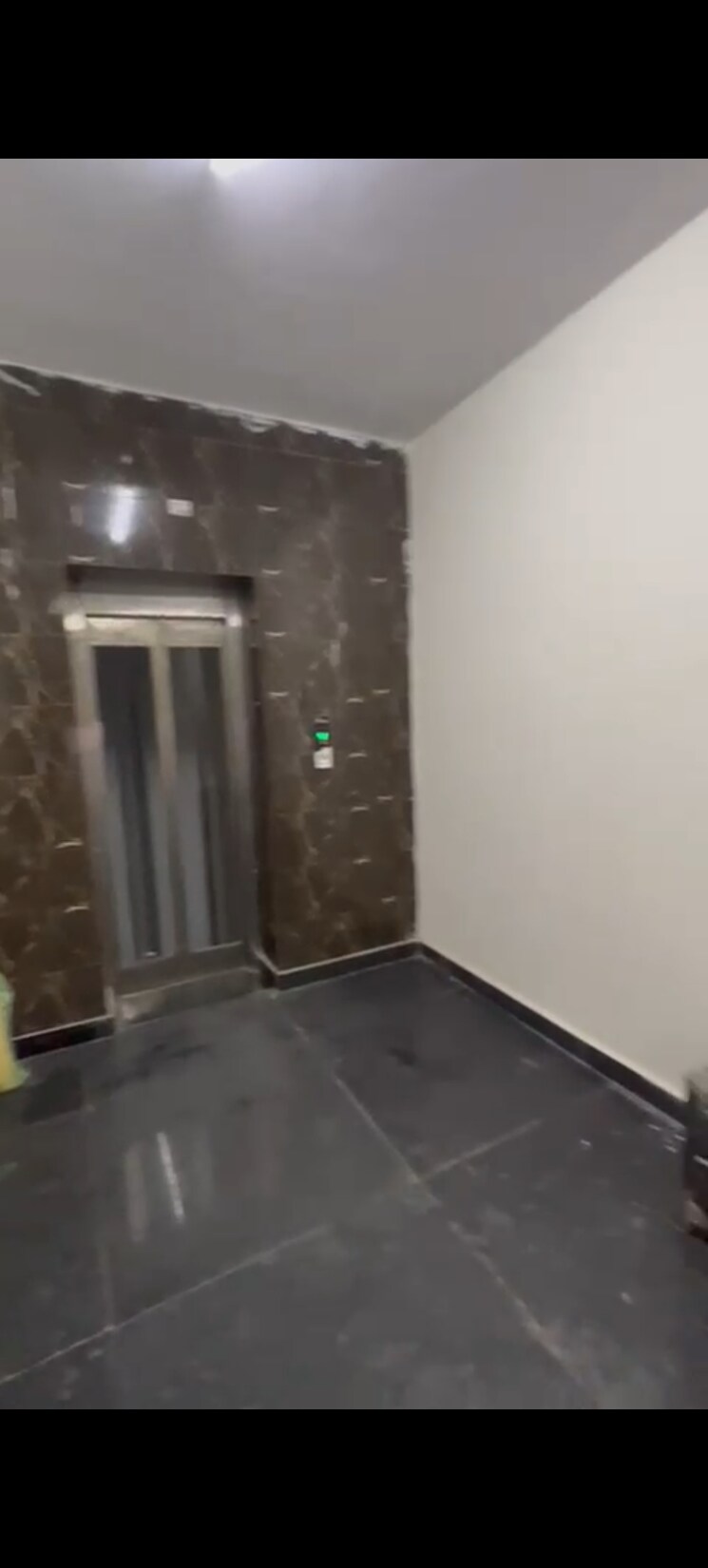 undefined, chattarpur 3 Bedroom 125 Sq.Yd. Builder Floor In Chattarpur Delhi 9820158