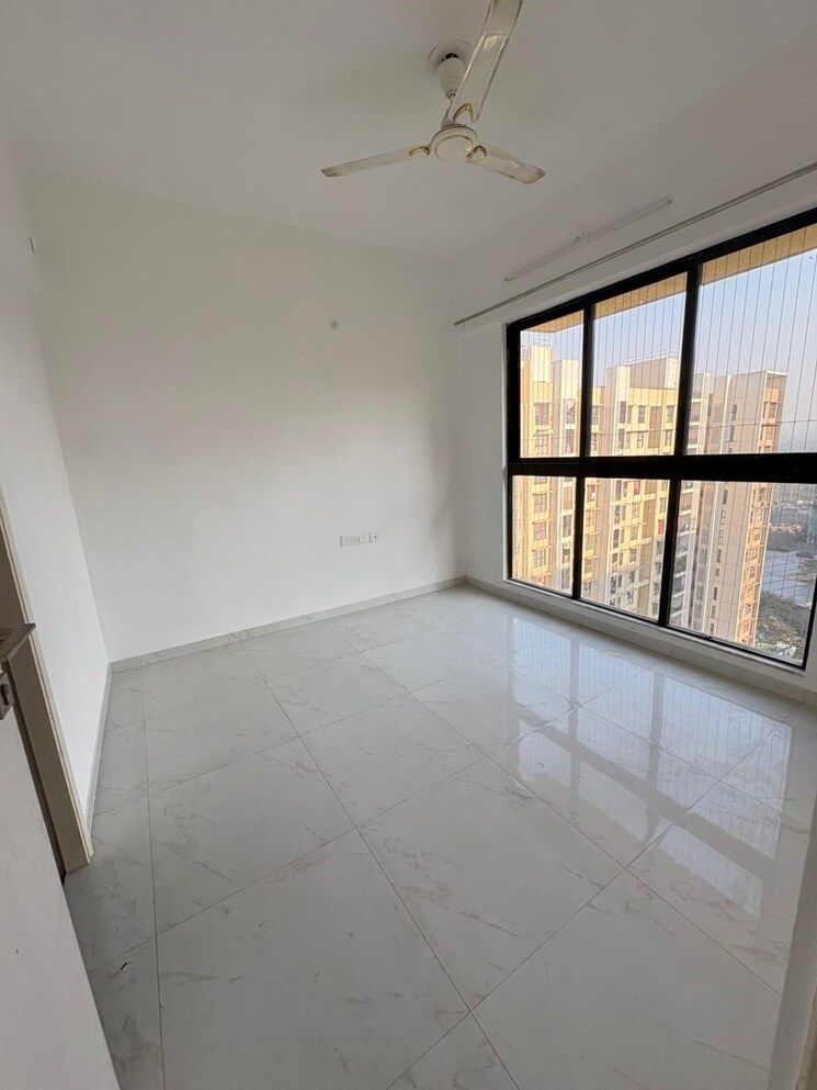 Cover Image, runwal-gardens-phase-2 2 Bedroom 674 Sq.Ft. Apartment In Dombivli East Thane 9820247