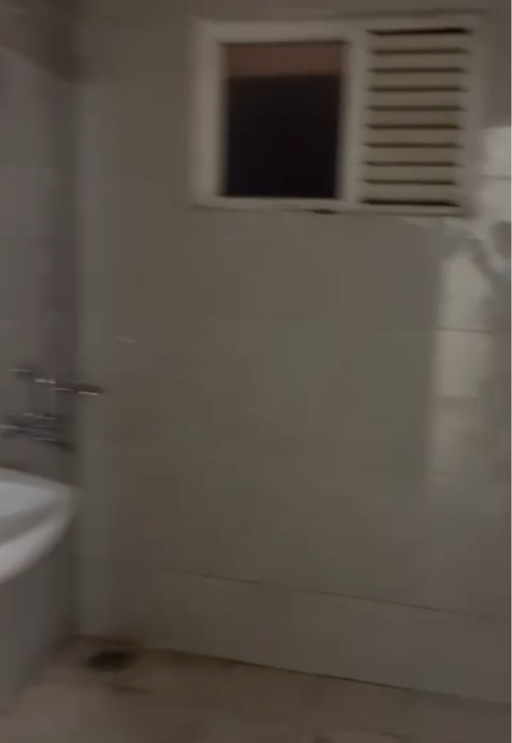 Attached Bathroom, upavp-ganga-yamuna-and-hindon-enclave 4 Bedroom 180 Sq.Yd. Apartment In Pratap Vihar Ghaziabad 9820254