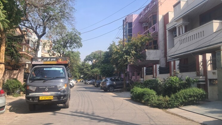 Exterior View, sector 61  450 Sq.Mt. Plot In Sector 61 Noida 9820628