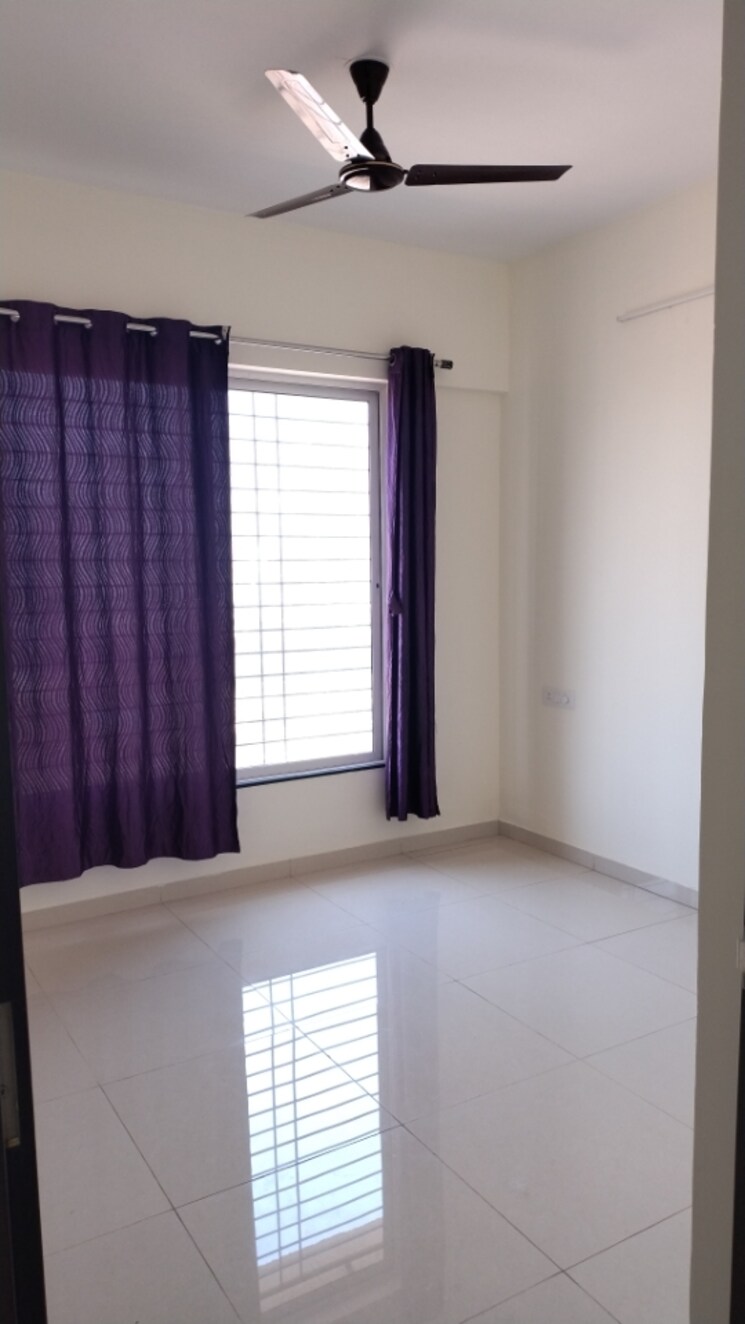 Room, kolte-patil-life-republic-r-10 2 Bedroom 650 Sq.Ft. Apartment In Hinjewadi Pune 9820873