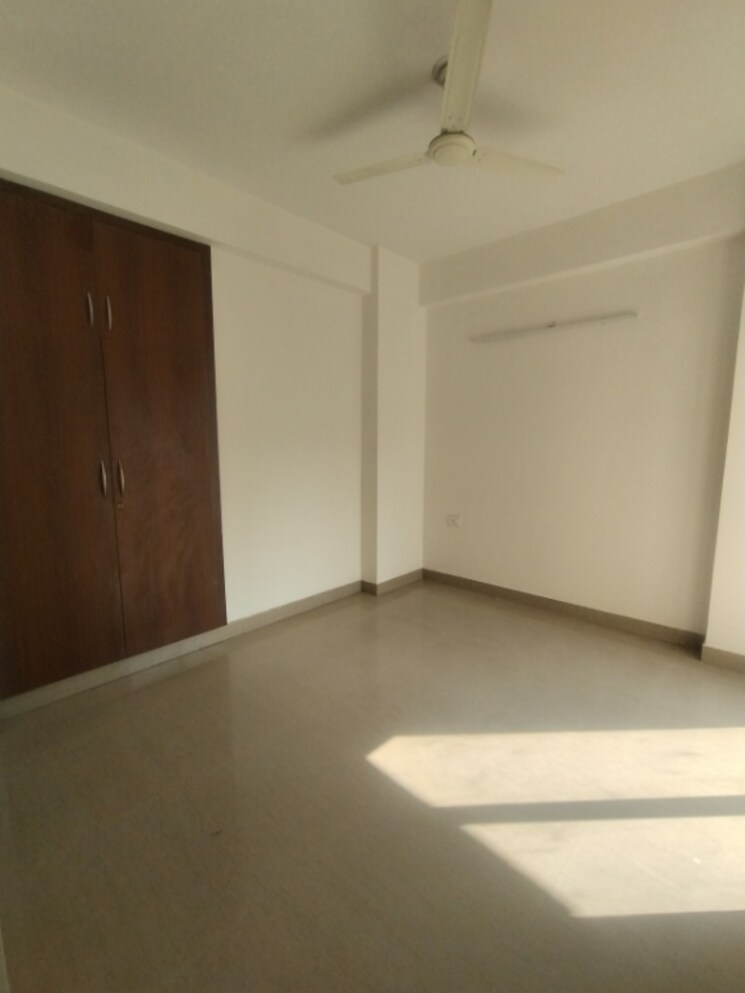 Room, victoryone-amara 2 Bedroom 1210 Sq.Ft. Apartment In Sector 16 Greater Noida Greater Noida 9820908