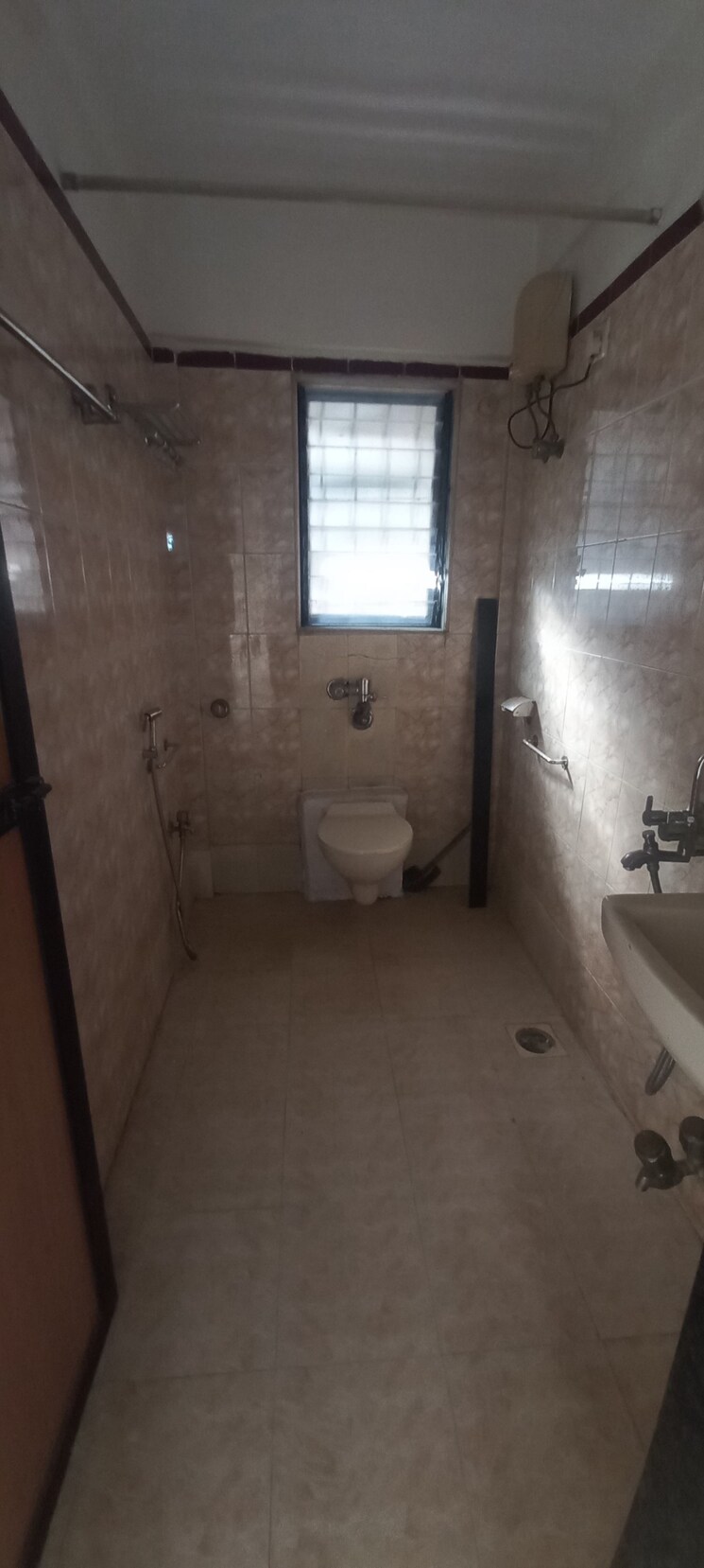 Bathroom, satellite-garden 2 Bedroom 650 Sq.Ft. Apartment In Goregaon East Mumbai 9820951