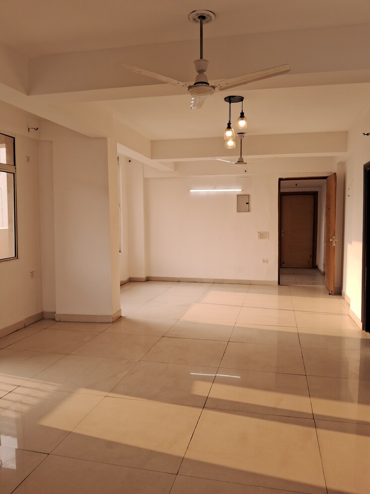 Bathroom, m-r-platinum-321 5 Bedroom 3000 Sq.Ft. Penthouse In Raj Nagar Extension Ghaziabad 9821027