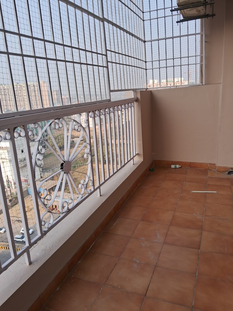 Balcony, m-r-platinum-321 3.5 Bedroom 1829 Sq.Ft. Apartment In Raj Nagar Extension Ghaziabad 9821155