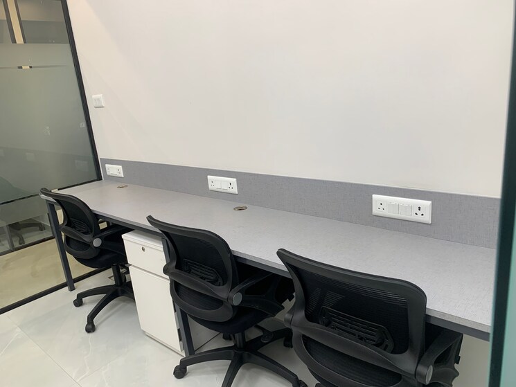 Team Area, mani-casadona Commercial Office Space 401 Sq.Ft. In New Town Kolkata 9821064