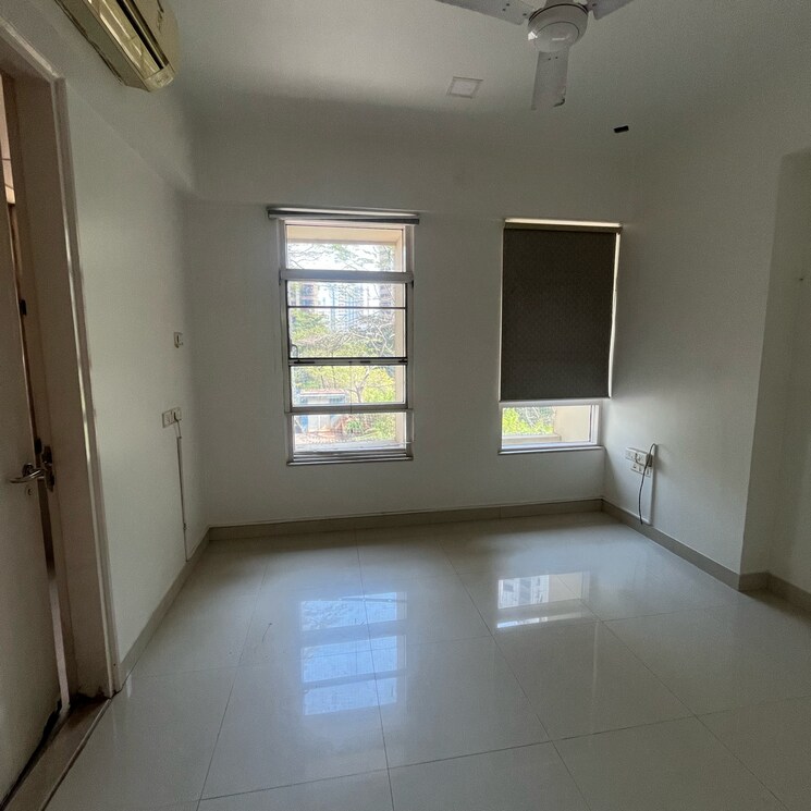 Room, grandeur-tower 3 Bedroom 1265 Sq.Ft. Apartment In Maratha Colony Mumbai 9821394