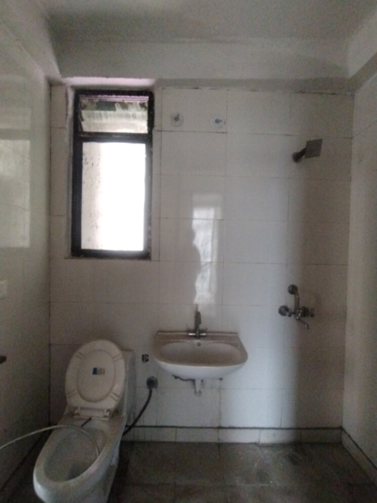 Bathroom, kbnows-apartment 3 Bedroom 1369 Sq.Ft. Apartment In Sector 16 Greater Noida Greater Noida 9821563