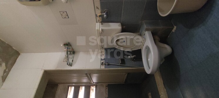 Bathroom, shiv-shrishti-chs 3 Bedroom 875 Sq.Ft. Apartment In Powai Mumbai 9822278