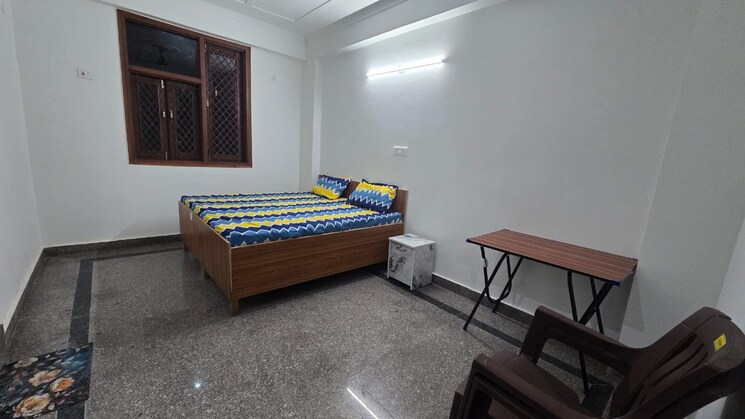 Bedroom, sector 127 Pg For Boys & Girls In Sector 127 9822816