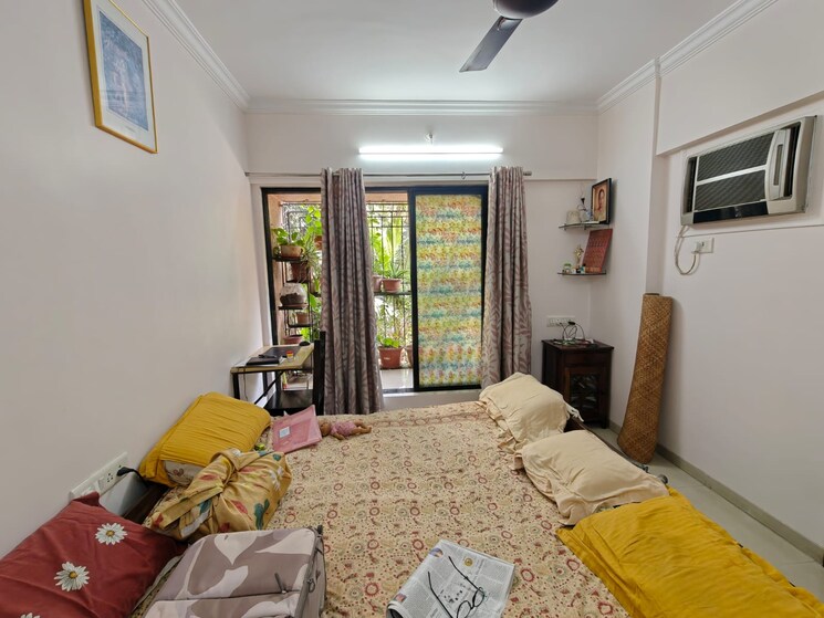 Living Room, raunak-unnathi-gardens 2 Bedroom 1045 Sq.Ft. Apartment In Pokhran Road No One Thane 9823514