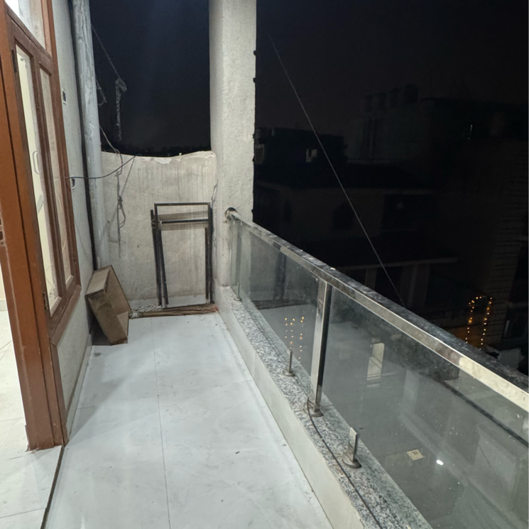 Balcony, chattarpur 3 Bedroom 1200 Sq.Ft. Apartment In Chattarpur Delhi 9823661