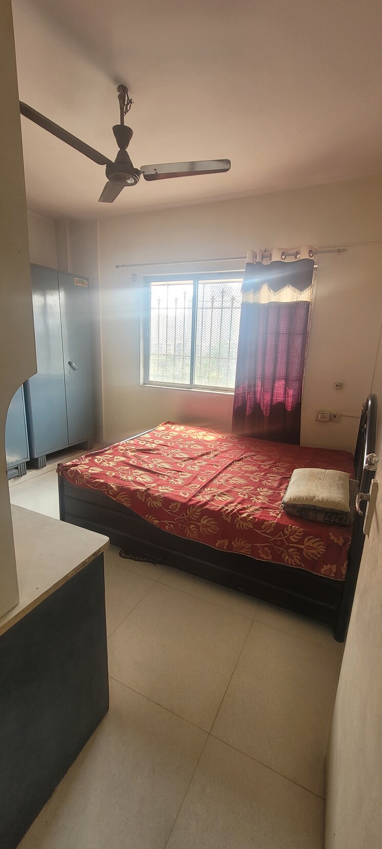 Room, happy-valley 2 Bedroom 783 Sq.Ft. Apartment In Manpada Thane 9823558