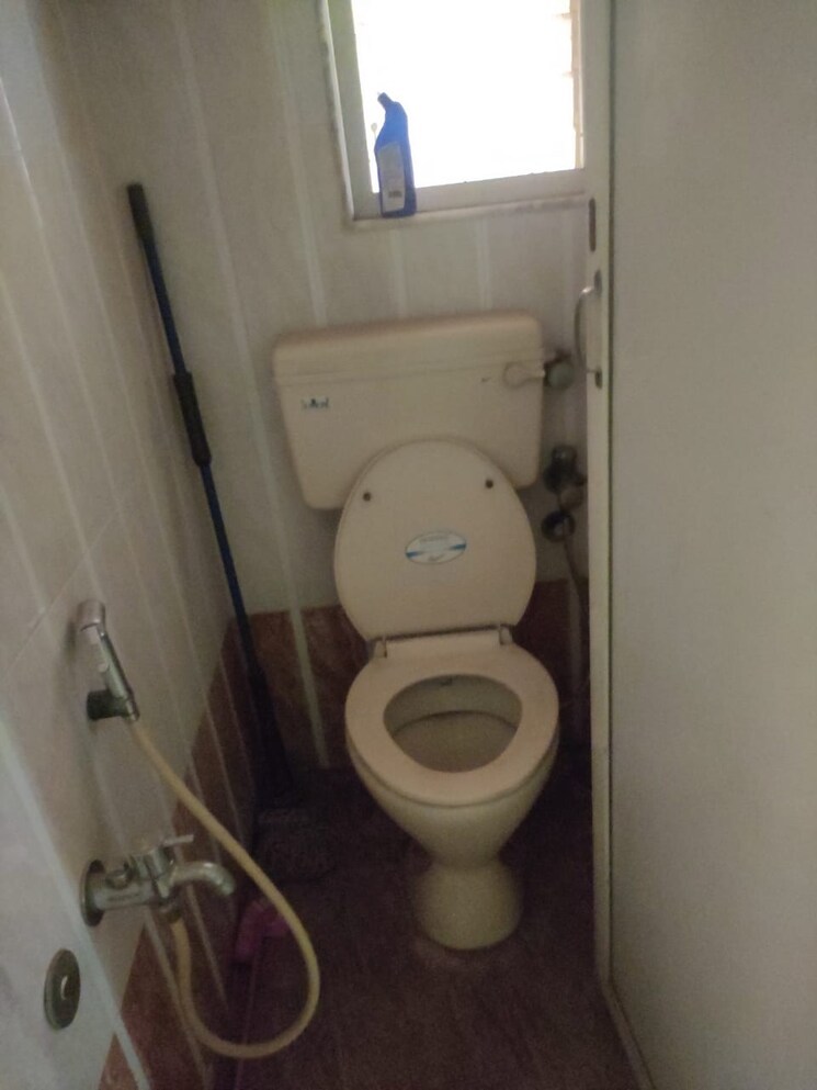 Bathroom, tulsi-dham-kalyani-chs 1 Bedroom 568 Sq.Ft. Apartment In Kapur Bawdi Thane 9823682
