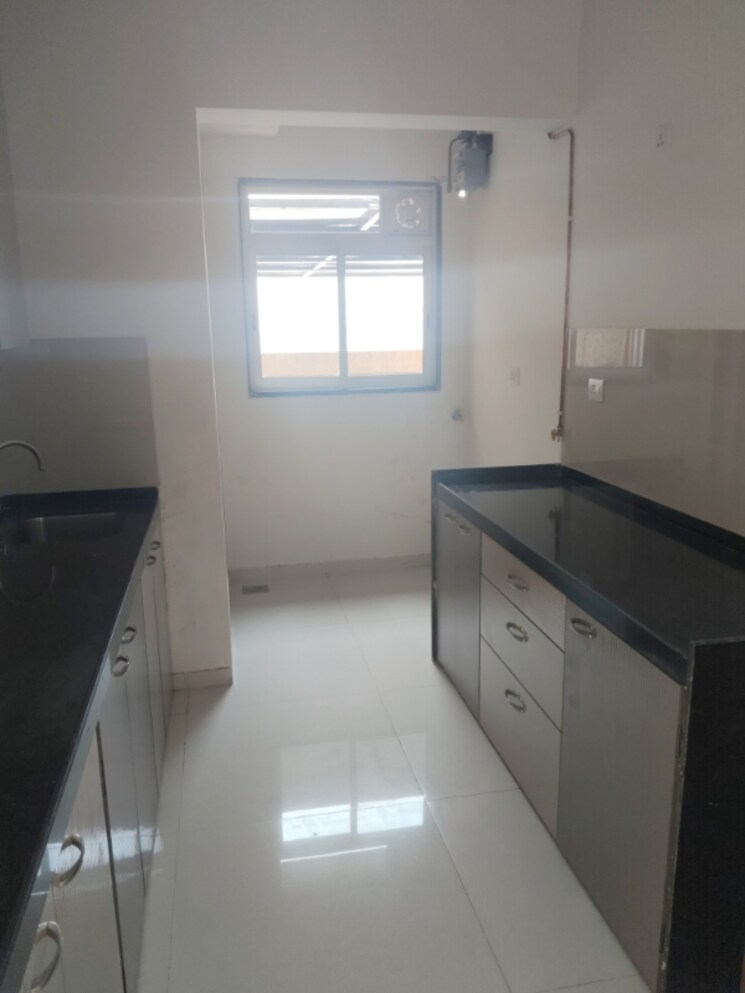 Kitchen, runwal-nirvana 3 Bedroom 1250 Sq.Ft. Apartment In Parel Mumbai 9823963