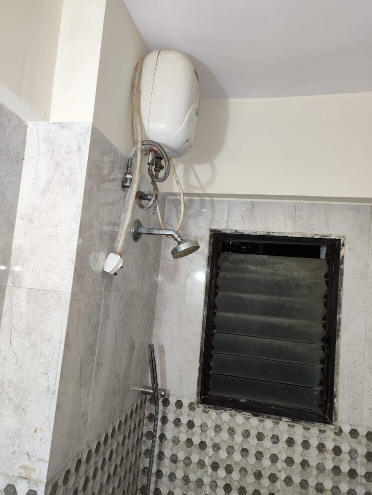 Bathroom, kishor-sukur-enclave-a 1 Bedroom 389 Sq.Ft. Apartment In Ghodbunder Road Thane 9824441