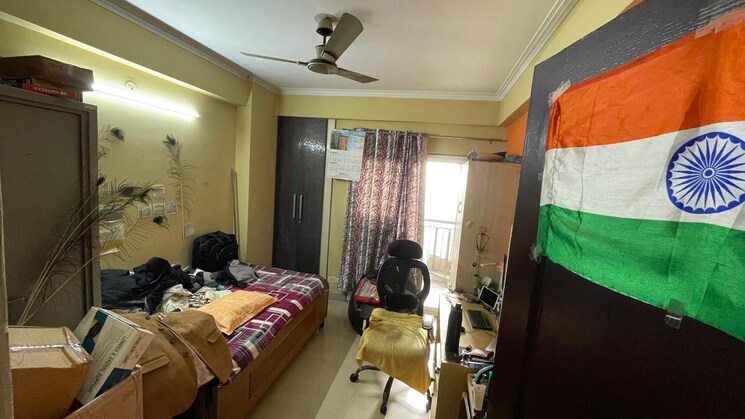 Bedroom, saviour-park 3 Bedroom 1505 Sq.Ft. Apartment In Mohan Nagar Ghaziabad 9824572