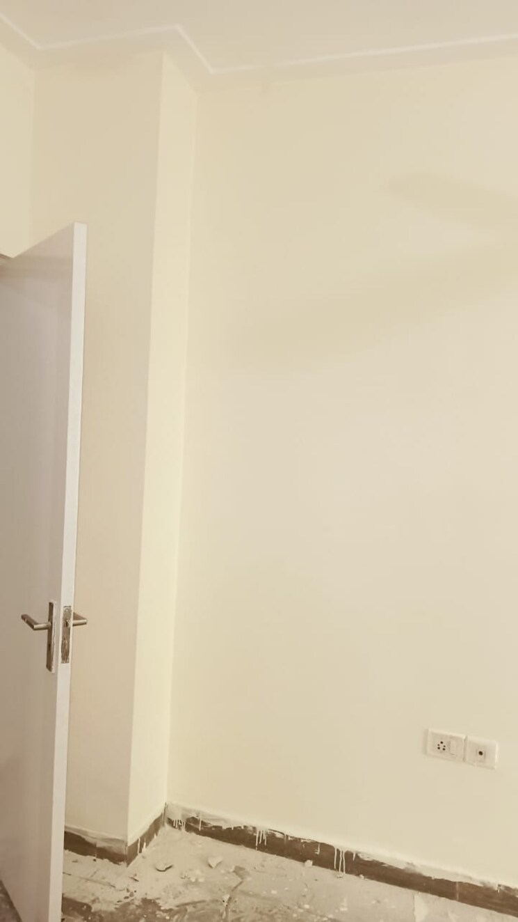 undefined, gaur-city-2-12th-avenue 2.5 Bedroom 1225 Sq.Ft. Apartment In Sector 16c Greater Noida Greater Noida 9824845