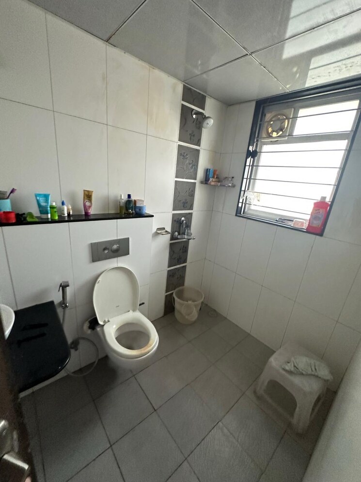Bathroom, kolte-patil-24k-sereno 3 Bedroom 1609 Sq.Ft. Apartment In Baner Pune 9825087