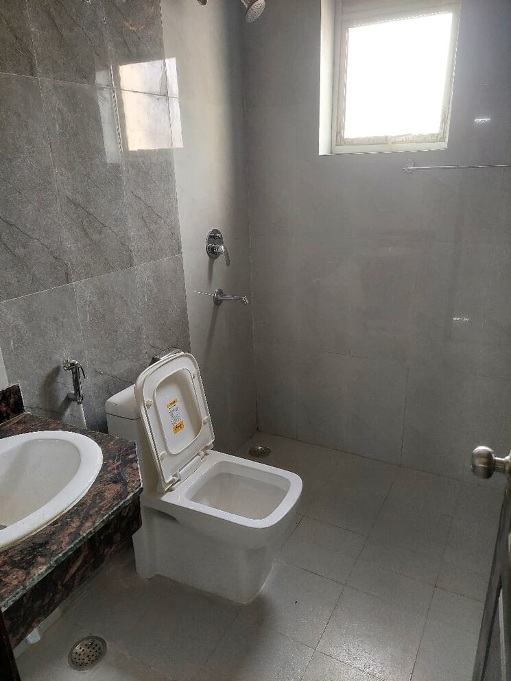 Bathroom, ansal-api-esencia 5 Bedroom 1651 Sq.Ft. Builder Floor In Sector 67 Gurgaon 9825140