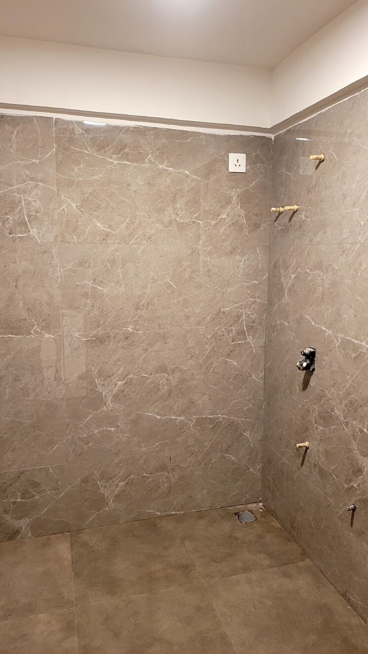 Bathroom, dream-arihant-niwara-sky 2 Bedroom 725 Sq.Ft. Apartment In Sion Mumbai 9825411