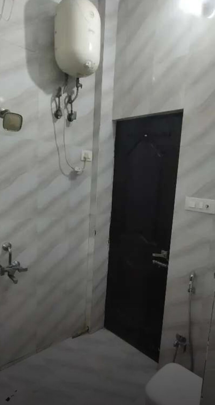 Bathroom, hazratganj 2 Bedroom 1900 Sq.Ft. Apartment In Hazratganj Lucknow 9825615