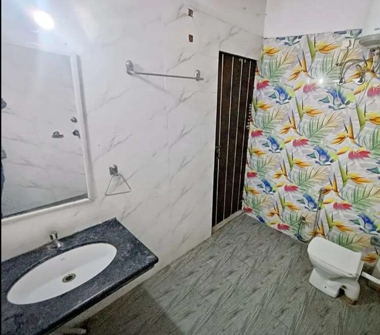 Bathroom, hazratganj 2 Bedroom 1900 Sq.Ft. Apartment In Hazratganj Lucknow 9825615
