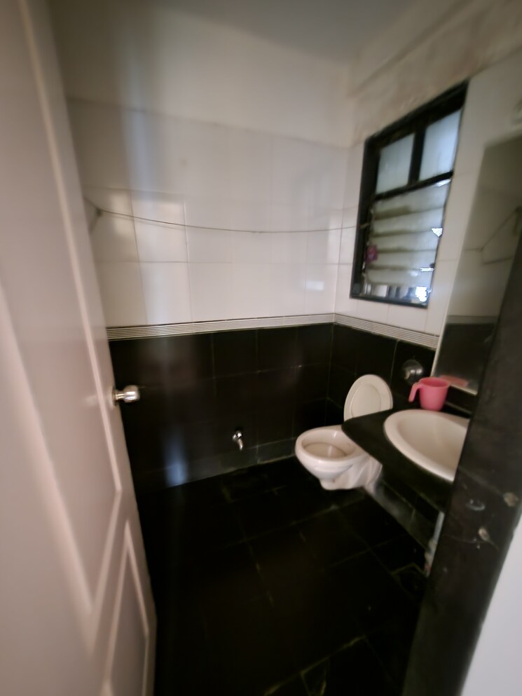 Attached Bathroom, brahma-emerald-county 2 Bedroom 1000 Sq.Ft. Apartment In Kondhwa Pune 9825719