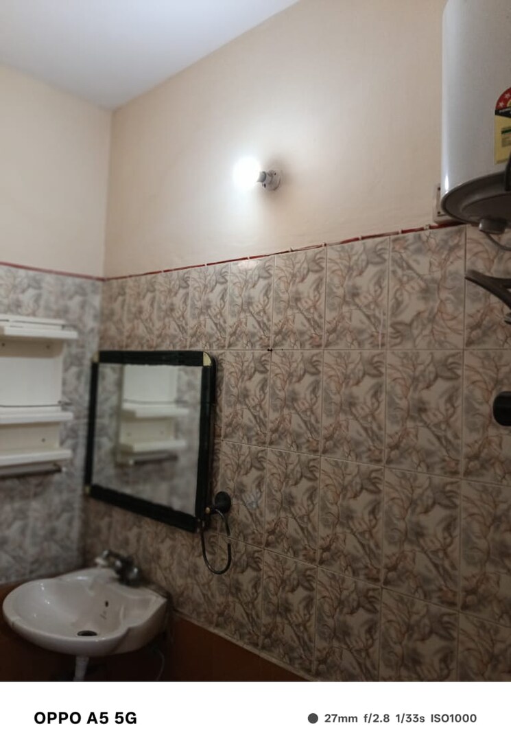 Bathroom, rwa-apartments 2 Bedroom 900 Sq.Ft. Independent House In Sector 31 Noida 9825938