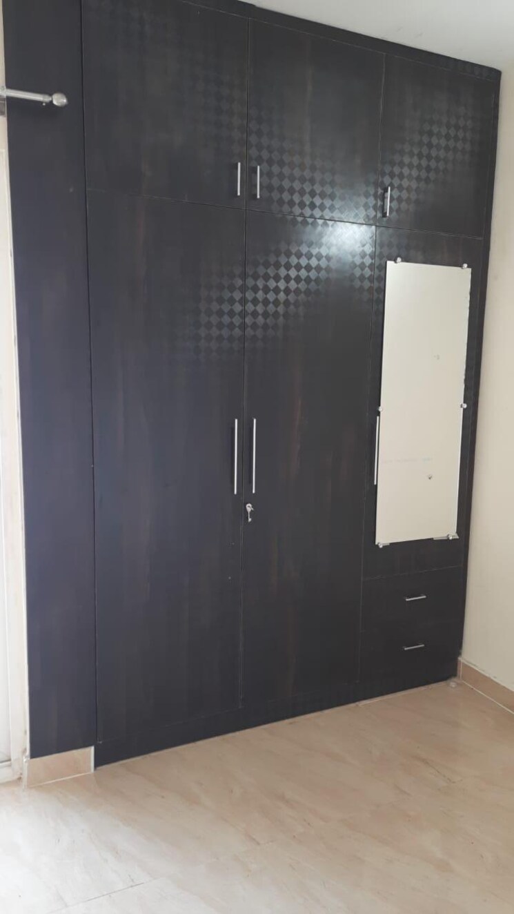 Cover Image, gaur-yamuna-city-16th-park-view 2 Bedroom 1150 Sq.Ft. Apartment In Gaur Yamuna City Greater Noida 9825982