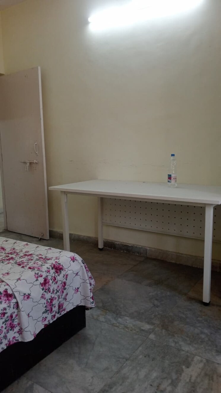 Bedroom, sudhir-mandke-affinity 1 Bedroom 650 Sq.Ft. Apartment In Koregaon Park Pune 9826073