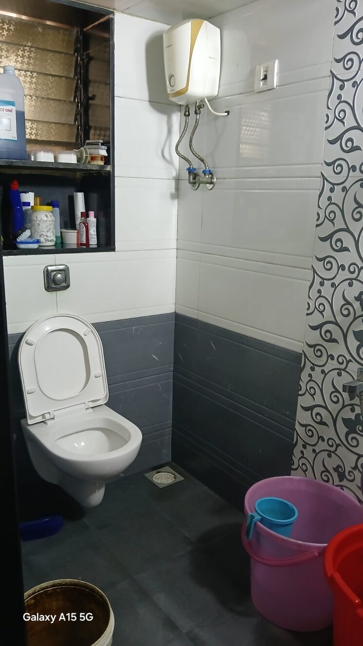 Bathroom, raheja-odyssey 4 Bedroom 2245 Sq.Ft. Apartment In Kandivali East Mumbai 9826109