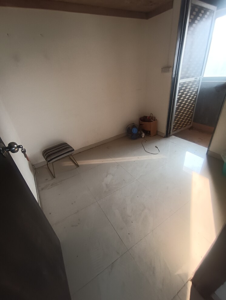 Bathroom, lotus-lotus-link-square 3.5 Bedroom 1700 Sq.Ft. Apartment In Malad West Mumbai 9826148