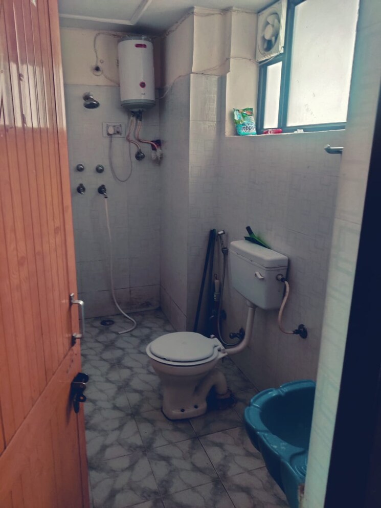 Bathroom, sector 5 2 Bedroom 1650 Sq.Ft. Apartment In Sector 5 Panchkula 9826170