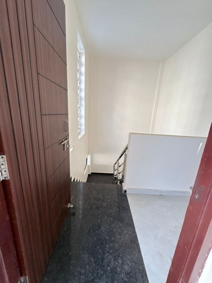 Bathroom, indira nagar 5 Bedroom 2900 Sq.Ft. Independent House In Indira Nagar Lucknow 9826255